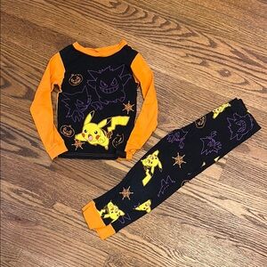 GUC Pokémon Halloween Pajama Set; Size 6